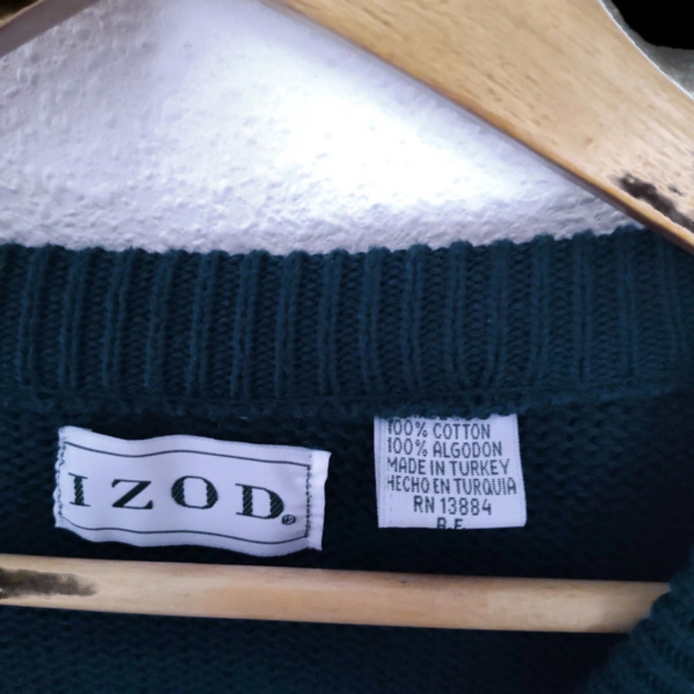 IZOD Hunter Green Golf V Neck Sweater Size Large - Picture 2 of 4